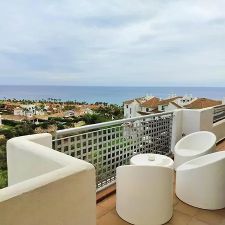 Lovely Seaside Luxury Penthouse