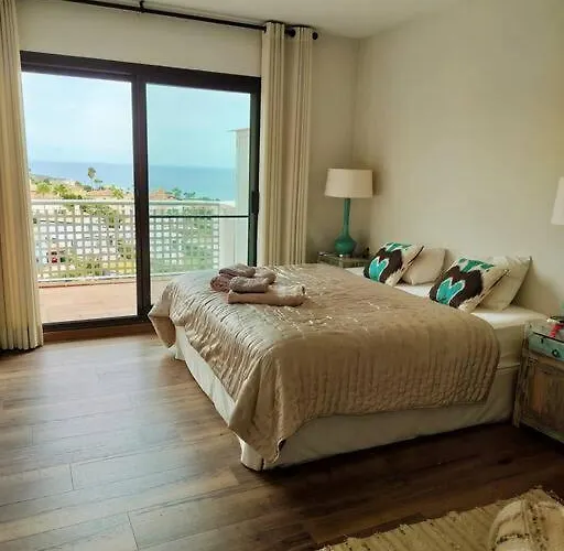 Lovely Seaside Luxury Penthouse Casa de Férias *