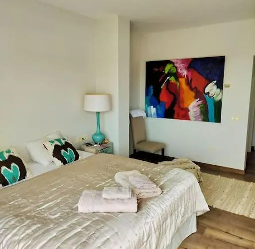 Lovely Seaside Luxury Penthouse Alcaidesa